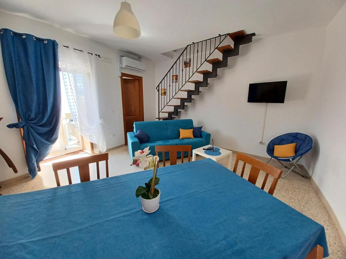 Un Oblo Sul Mare Apartment San Lucido Bagian luar foto